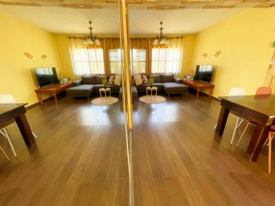 צימר בצפון | Holy Flow House בבוסתן הגליל