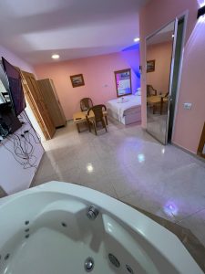 ג’קוזי זוגי בצימר בירושלים – פינוק רומנטי לזוגות